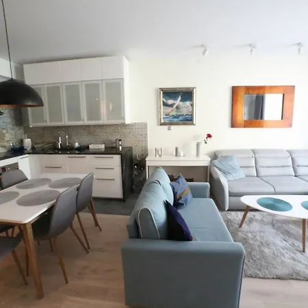 Apartment Aski New Powisle Warsaw